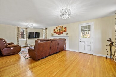 22 Hemlock Ln, Acton, MA 01720 - photo 4