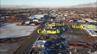 Birds eye view of neighbors to the north of lot