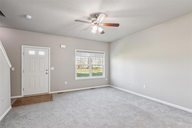 5867 Marble Cir, Johnston, IA 50131 - photo 2