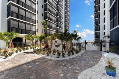 Island Winds Condominiums II unit 2, Fort Myers Beach, FL 33931 - photo 2