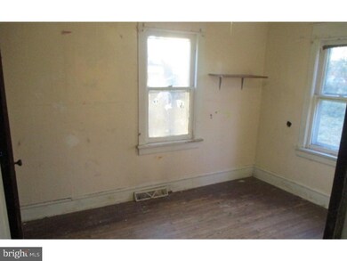 12 N Smith Ave, Penns Grove, NJ 08069 - photo 4