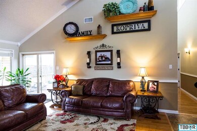 14194 Canyon Oaks Cir, Troy, TX 76579 - photo 4