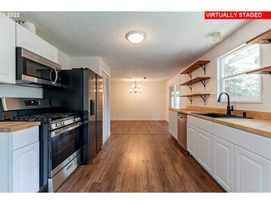 3556 NE 15th St, Gresham, OR 97030 - photo 4