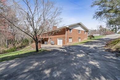 41 Holly Hill Dr, Asheville, NC 28806 - photo 2