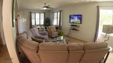 INFORMAL LIVING