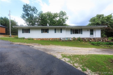 210 Irish Hills Dr, Camdenton, MO 65020 - photo 2