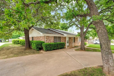 3632 Brown Trail, Bedford, TX 76021 - photo 4