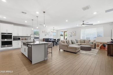 3351 W Dunbar Dr, Phoenix, AZ 85041 - photo 4