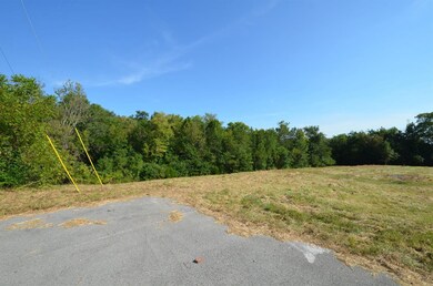780 McBrayer Dr, Harrodsburg, KY 40330 - photo 2