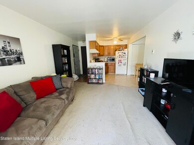 120 Devon Loop unit 8, Staten Island, NY 10314 - photo 6