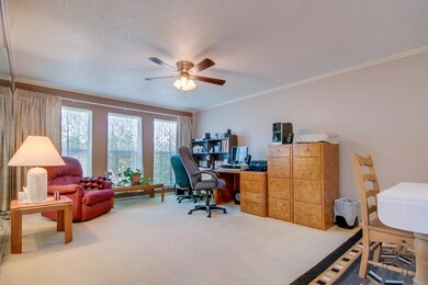 10119 Woodway Dr, El Paso, TX 79925 - photo 7