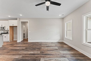 515 Willow Way, McMinnville, TN 37110 - photo 5