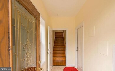 812 5th St NE, Washington, DC 20002 - photo 3