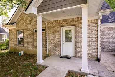 1626 Kehoe Ln, Jeffersonville, IN 47130 - photo 4