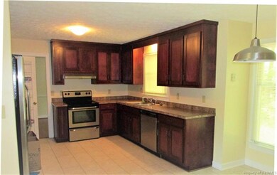 Kitchen w/Breakfast Nook