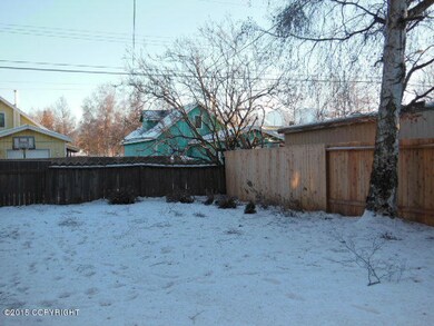 004_back_yard