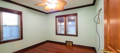 8907 Grace St, Highland, IN 46322 - photo 6