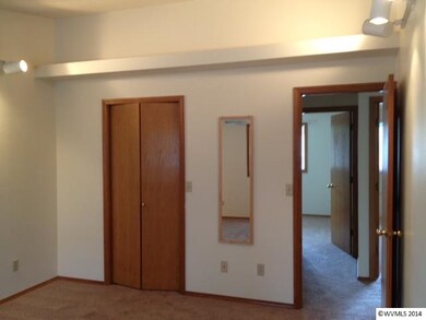 1148 Martin Ct S, Salem, OR 97306 - photo 4