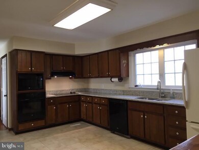 113 Enfield Dr, Stafford, VA 22556 - photo 5