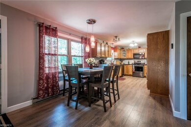 Open Floor Concept..
