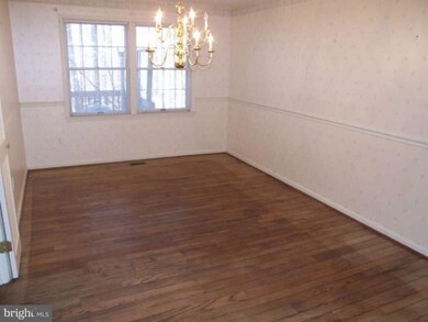 11910 Yellow Rush Pass, Columbia, MD 21044 - photo 5