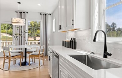 14 Archer Dr unit 7, Woburn, MA 01801 - photo 3