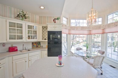 015_KITCHEN