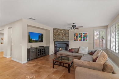 1858 W Meadowbrook Dr, Santa Ana, CA 92704 - photo 4