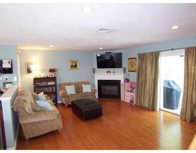 10 Ricciuti Dr unit 3, Quincy, MA 02169 - photo 6