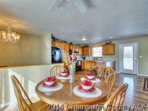 40 Nightingale Cir, Camargo, IL 61919 - photo 6
