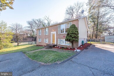 122A Mellor Ave, Baltimore, MD 21228 - photo 3