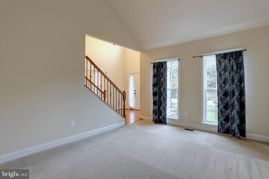 8606 Hickory Hills Ln, Laurel, MD 20723 - photo 5