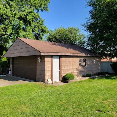 3622 Highway Ave, Highland, IN 46322 - photo 4