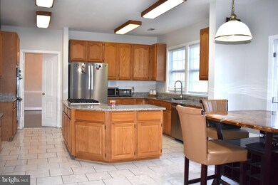 13100 Princeville Ct, Silver Spring, MD 20904 - photo 5