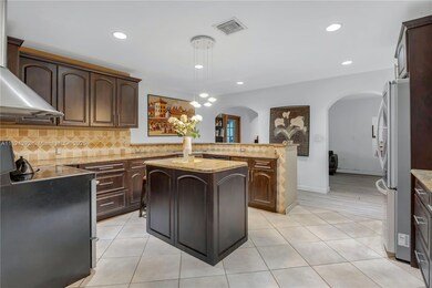 10901 SW 31st St, Davie, FL 33328 - photo 7