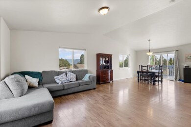 Living Room. Wood Laminate Flooring.