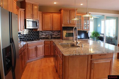 100 Cody Ct, Mankato, MN 56001 - photo 4