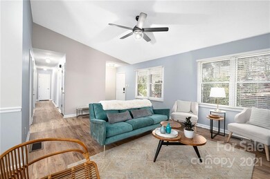 115 Forest Lake Dr, Asheville, NC 28803 - photo 5