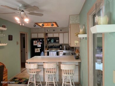 125 Eisenhower Dr, Hawley, PA 18428 - photo 4