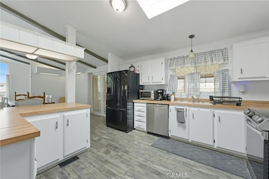 10961 Desert Lawn Dr unit 101, Calimesa, CA 92320 - photo 5