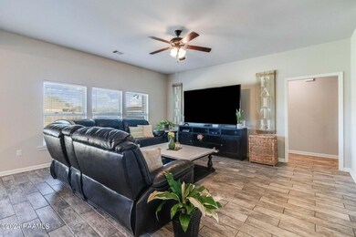 3-web-or-mls-114 Ouachita Drive-2
