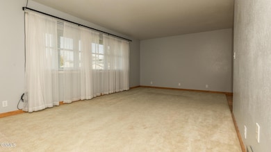 823 N 27th St, Bismarck, ND 58501 - photo 2