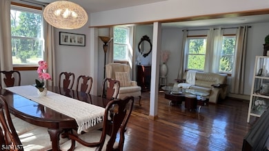 17 Village Glen Rd, Flemington, NJ 08822 - photo 5