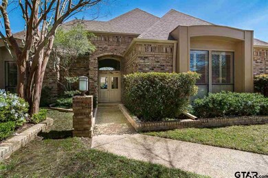 401 401 Greenway Cir, Tyler, TX 75701 - photo 2