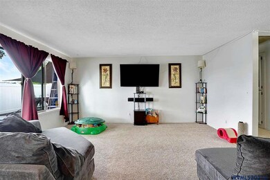 1526 Kamela Dr S, Salem, OR 97306 - photo 4