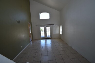 NEW Living Room (1)