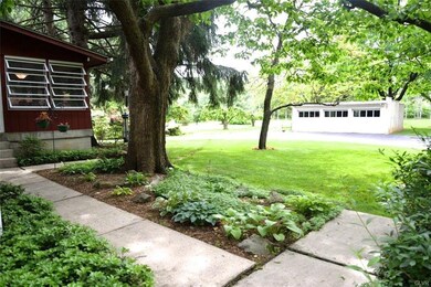 WALKWAY TO DOOR TO SUNPORCH.