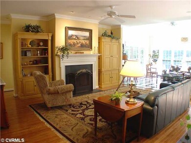 Den/Family/Great Room - Family room