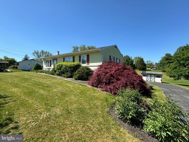 4313 Dixie Ave, Chambersburg, PA 17202 - photo 4