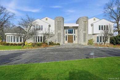 1 Private Ln, Glen Head, NY 11545 - photo 3